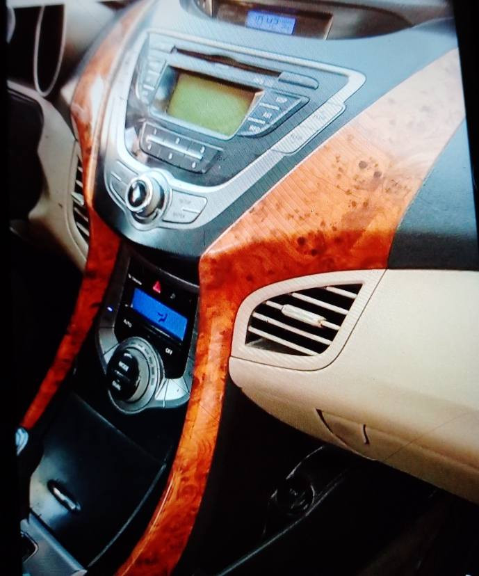 سياره النترا للبيع موديل 2013 وارد خليجي مابيه اي تبديل رقم اربيل علمأ ان السنويه ساقطه السعر 105وبيه مجال للاستفسار ***********
