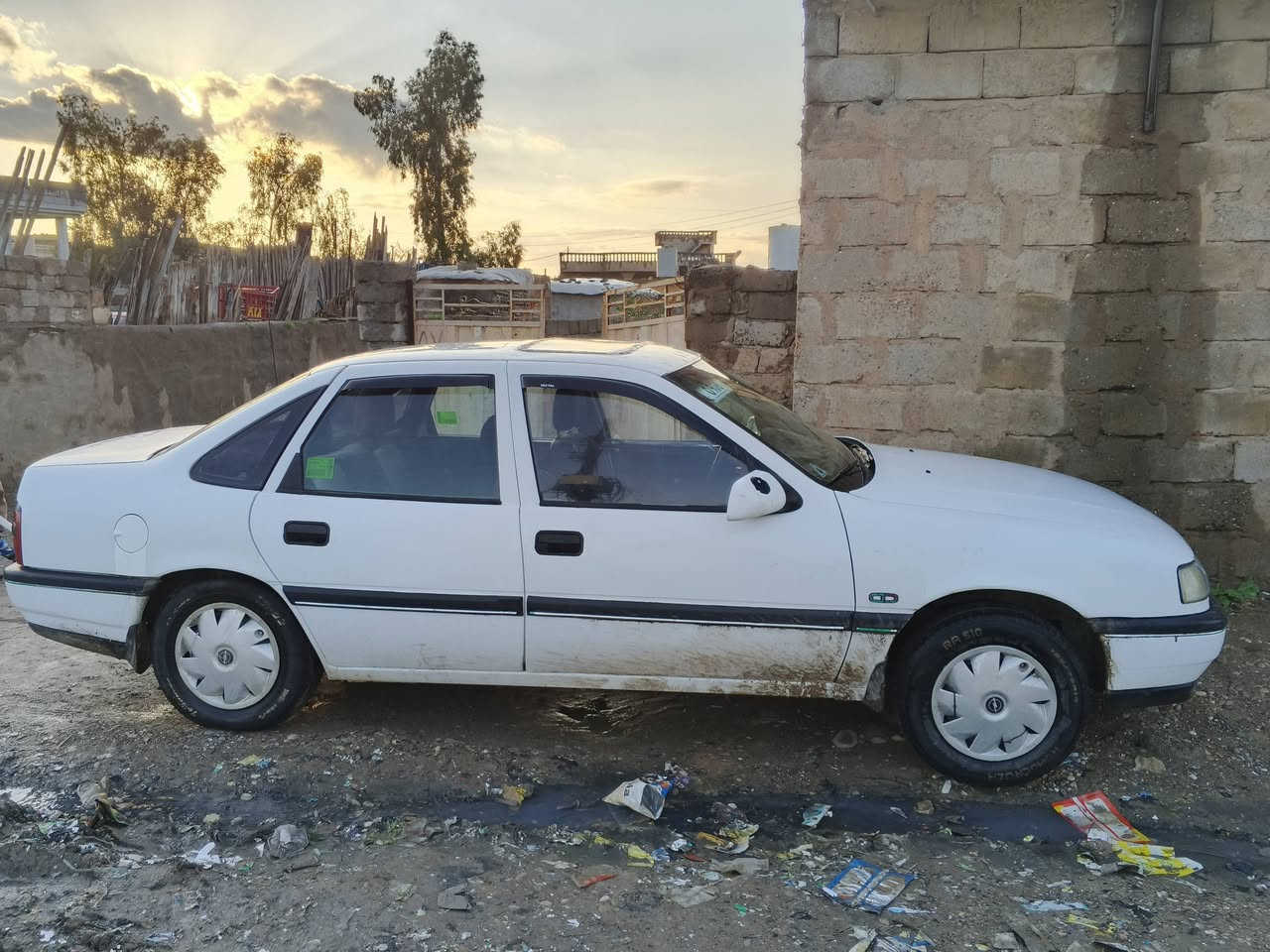 السلام عليكم
وابل فكتره حجم 16سياره نضيفه سياره من الدعاميه لل دعاميه طخم تاير اني الشرعي ***********
