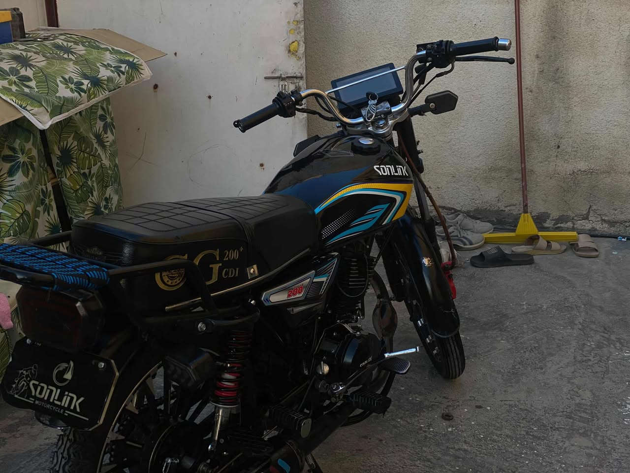 سلام عليكم دراجه سونك موديل 2024مكينه 200 سبانه ما ممدوده عليهه شلعه تشگ الگاع صالنصه رياضي صوت رعيد + طلقات بس عواج بالويل الخلفي خفيف معدل 120 الدراجه نضيفه سعر 625 وبيهه مجال ***********
كربلاء حي الوفاء
