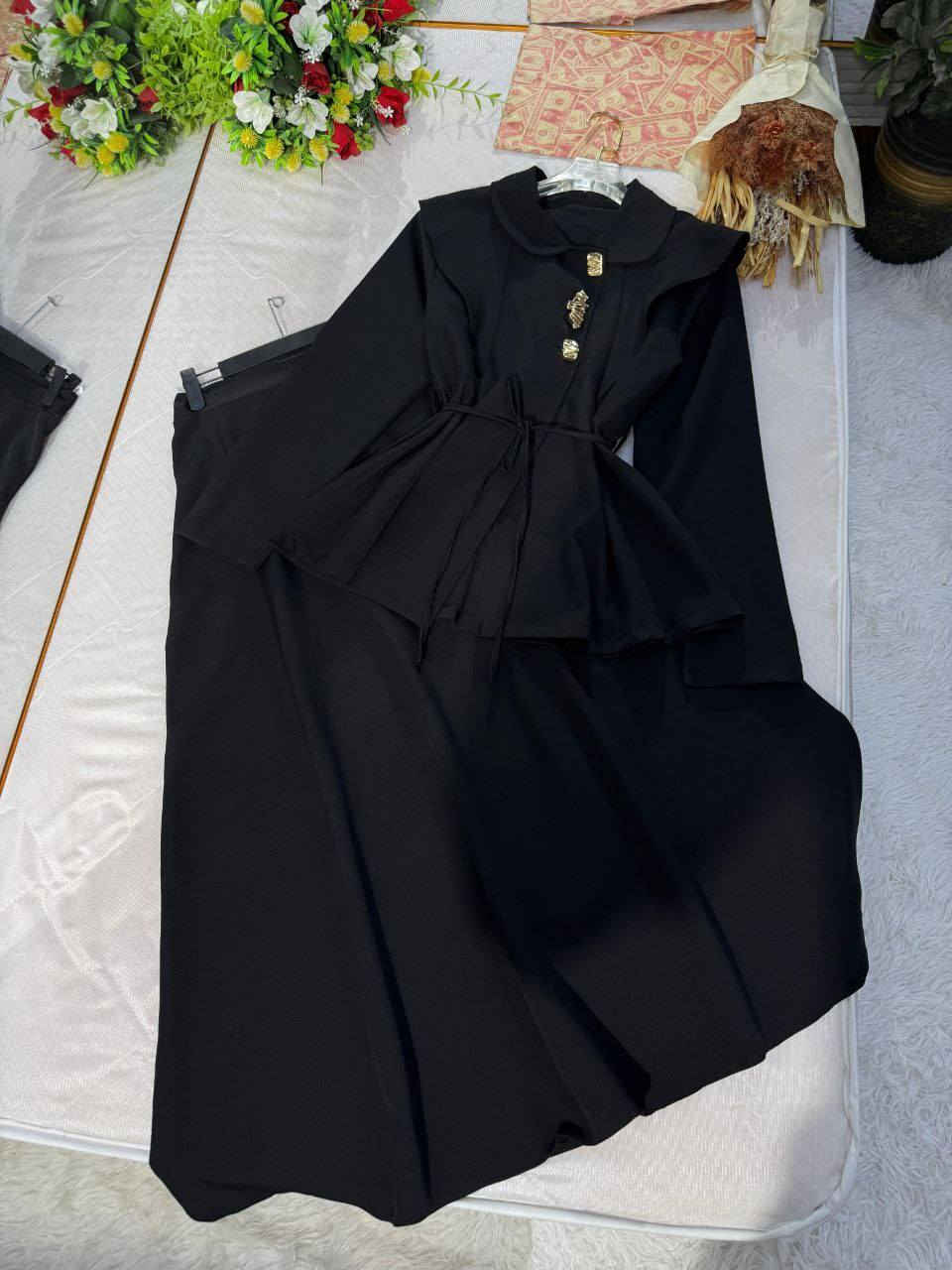 طقم قطعتين ستره مع تنوره💟
خامة دابل  ايطالي كوالتي جدا عالي 
قياس   38 40 42 44 46 48


**إذا كنت صاحب هذا الإعلان وتريد حذفه لأي سبب، رجاءا أرسل رسالة إلى الدعم الفني**