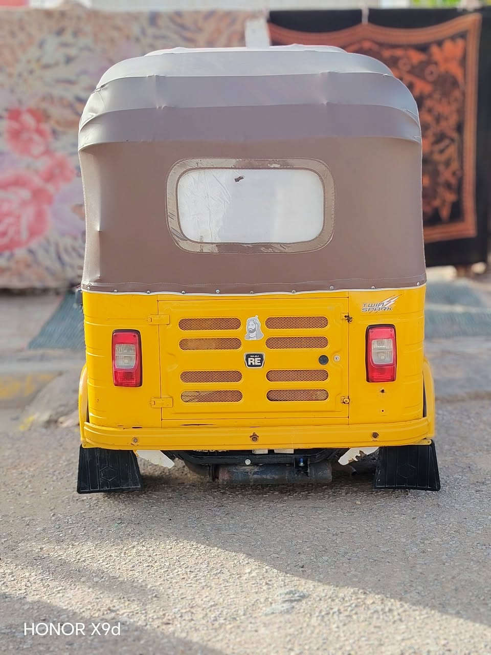 سلام عليكم تكتك لبيع 2019   كفاله ما عده رصعه بلغد بارد تكتك حلوه وجاهزه ما ذبعليه ربع عنوان مجر ناحيت لعدل ***********
