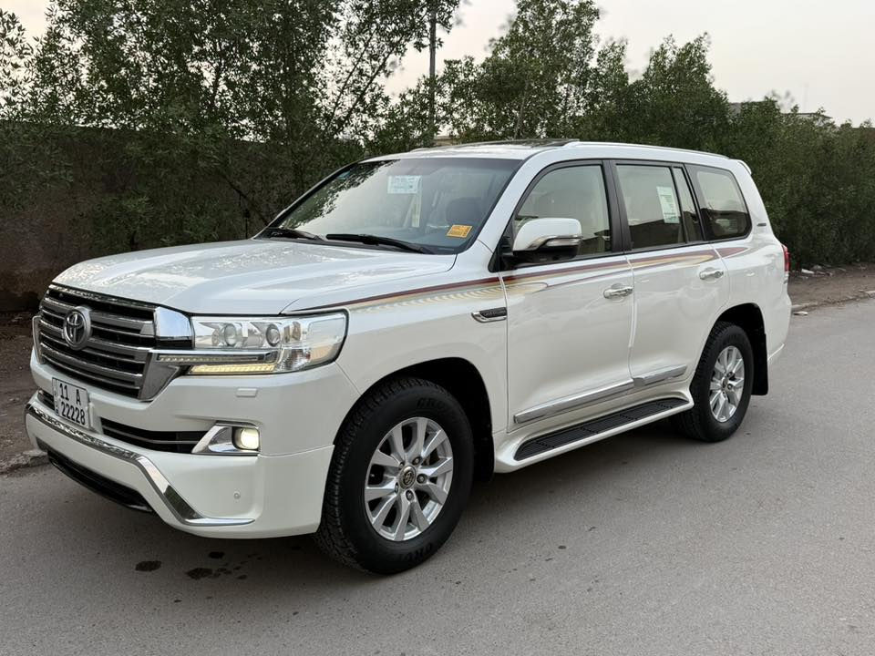 لاندكروز 6 سلندر فول مواصفات موديل 2017 رقم بغداد  مميز بسمي ترايها زيرو وماتصرف عليها الف جاهزه من كلشي  مكفوله كفاله عامه السيارة جديدة بمعنى الكلمة 

الشراي يتصل ويدلل واذا مراوس عادي اراوس حسب القناعه 

مكان بغدادالجديدة حي المعلمين 
***********
