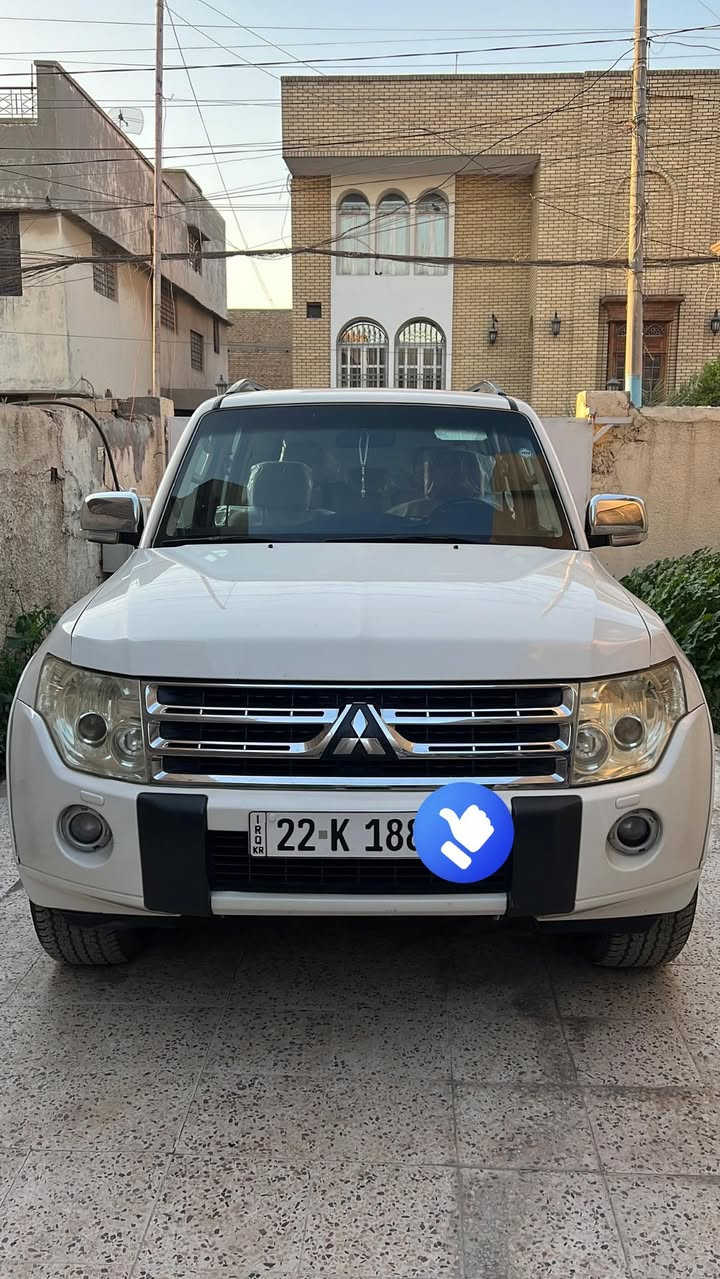 باجيرو ٢٠١٠ للبيع السياره نظيفه ومرتبه ماتورها ٣٠٠٠ السعر ١٤٠$ وبيها مجال بسيط *********** مكان السياره بغداد
