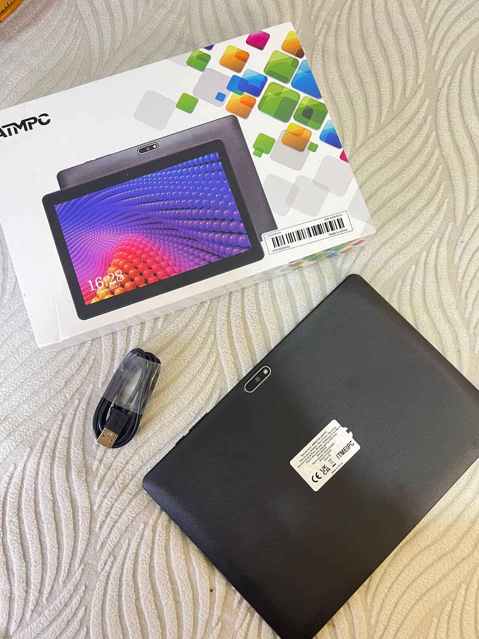 تابلت سعر ١٠٠
📱 شاشة 10.1 إنچ
🧠 رام 3GB
💾 ذاكرة 32GB
📶 Wi-Fi
🔋 بطارية تقريباً 8000mAh
أندرويد (نسخة خفيفة)


**إذا كنت صاحب هذا الإعلان وتريد حذفه لأي سبب، رجاءا أرسل رسالة إلى الدعم الفني**