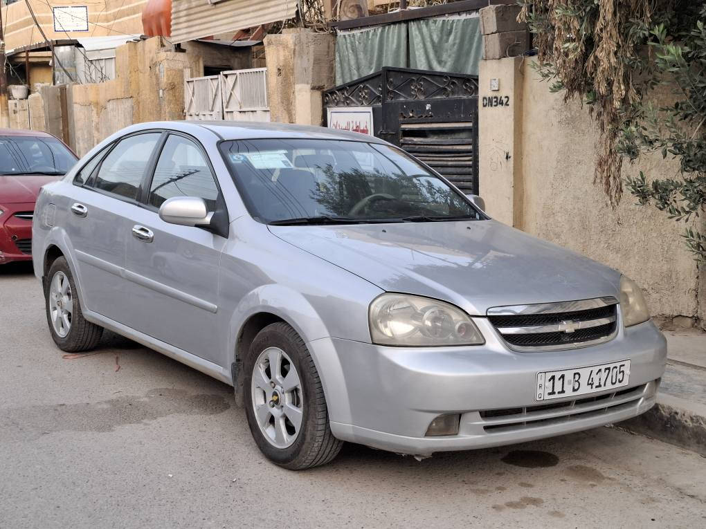 السلام عليكم للبيع اوبترا موديل ٢٠٠٩ محرك ١٨٠٠ وارد خليجي مكفوله كفاله عامه من الدعاميه للدعاميه كير ومكينه كفاله تخم تاير جديد صدر امامي خلفي جديد كهربائيات كلها شغاله رقم انكليزي شاشه +كاميرا السعر ٧٧ وبيها مجال بسيط 
مكاني الدوره ابو دشير 
رقم الهاتف *********** بغداد, العراق
