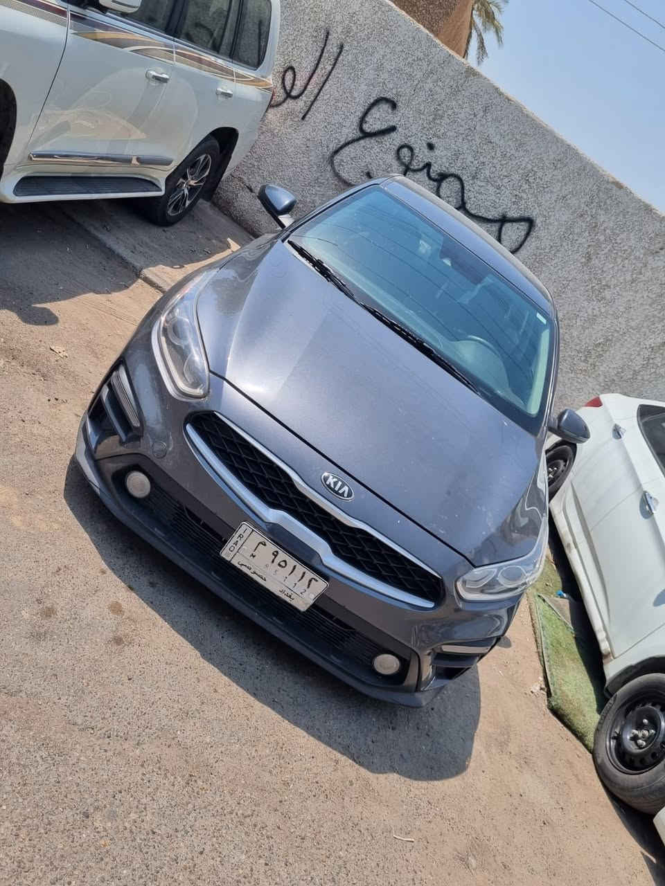 كيا فورتي 2020
رقم بغداد بأسمي ماشيه 80 الف ميل
مواصفات fe 
شاشة وكامرة دواره
تحكم ستيرن 
كشنات وارضيه مغلف جلد 
مكينه دوش المرغوب
كير CVT
🌟 تحتوي منظومه غاز 🌟 
الحادث موضح بالصور
السعر 145 ورقه 
للتواصل *********** بغداد / البنوك
