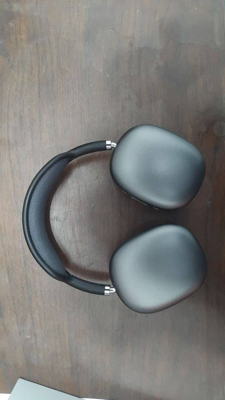 سماعه ايربود ماكس
جديده للبيع غير مستخدمه
السعر ١٥ الف
متوفر توصيل لجميع محافظات العراق 
للتواصل :***********
او مراسله البيج
