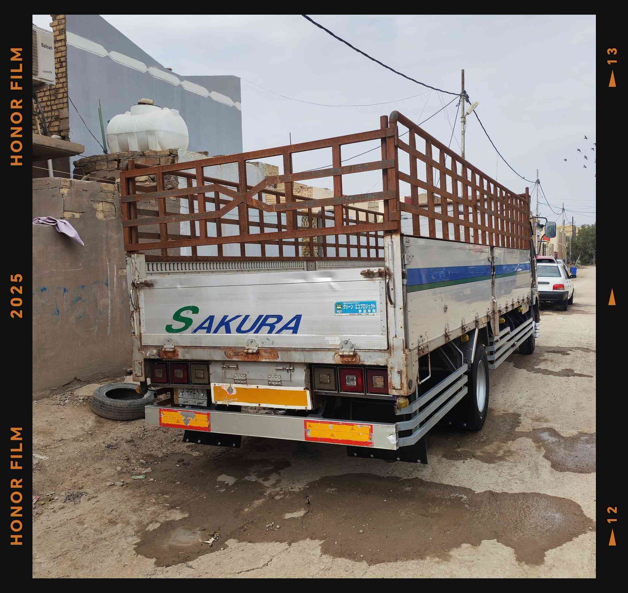 السلام عليكم فوزه بزون موديل 98سته وربع بلاد فتحتين محسن لاخير  شاصي عدل رقم بصره ألماني لثلاثين سنويته مكينه 16عادي بدون تنقيص تخم تاير أمامي 17ونص والخلفيات 19ونص  بدي جديد بل الكارتون سياره مكفوله كفاله عامه من شاصي وحداديه ومكينه وكير موبايل *********** السعر ١٤٥ورقه عنوانه الديوانية ***********
