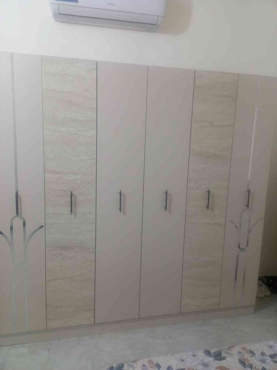 السلام وعليكم غرفه تركي ستعمال شهر بجيس هيه ودوشك سعرهه 450مكاني الدوره حي دجله هاتف ***********
