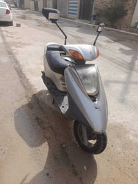 بريز للبيع السعر 450 بغداد حي النصر 07705337163