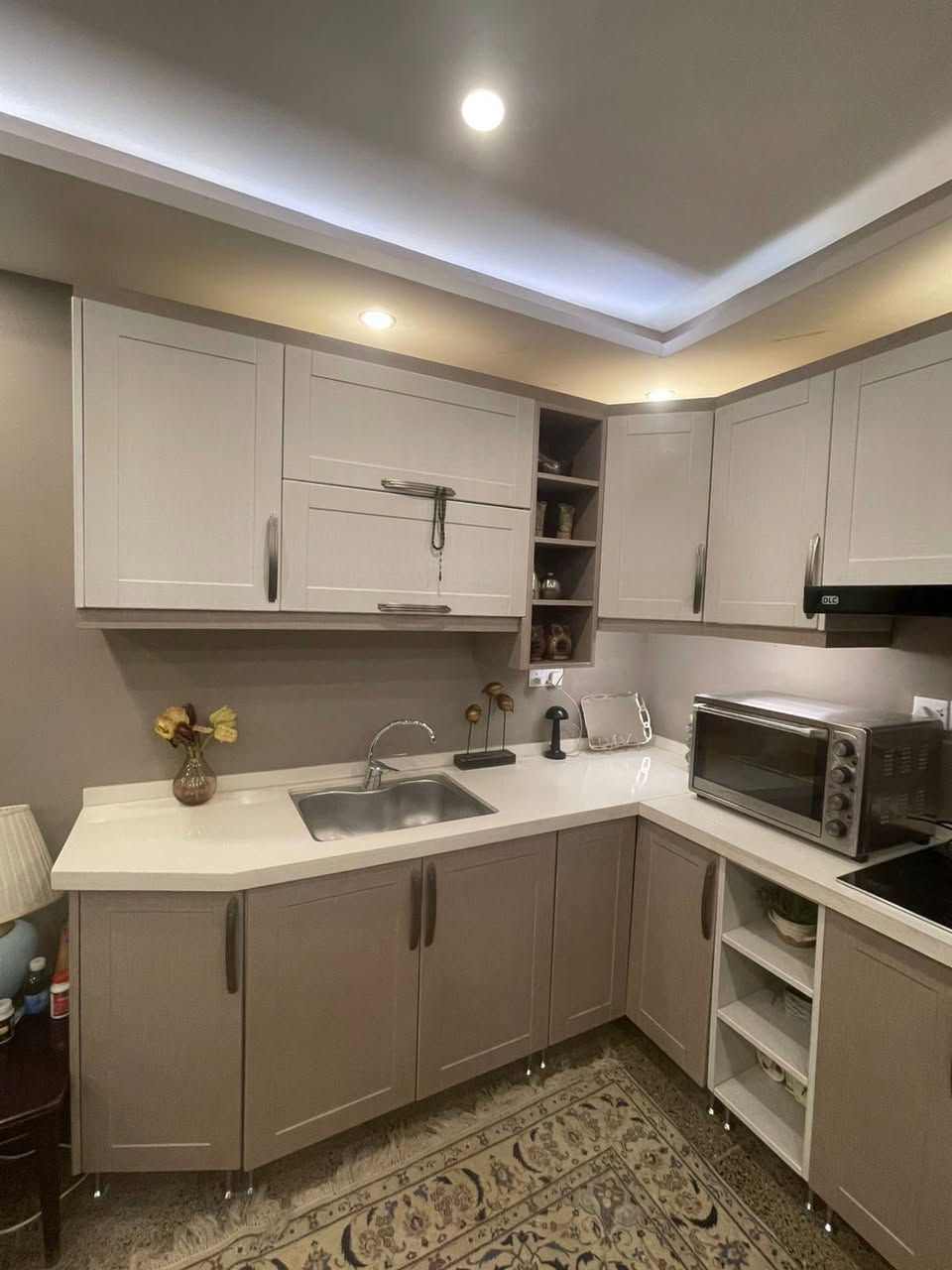 كاونتر اج دي اف للبيع نظافة فوول  داخل خارج خشب   ضد الصدأ والرطوبة  مسوي تفصال يم المطبخ التركي  مكلفني غالي ويا  ميز الطعام البار كع اربع استولات 
  مكاني زيونة 

للاستفسار راسلوني خاص او الاتصال على الرقم واتساب 

***********
