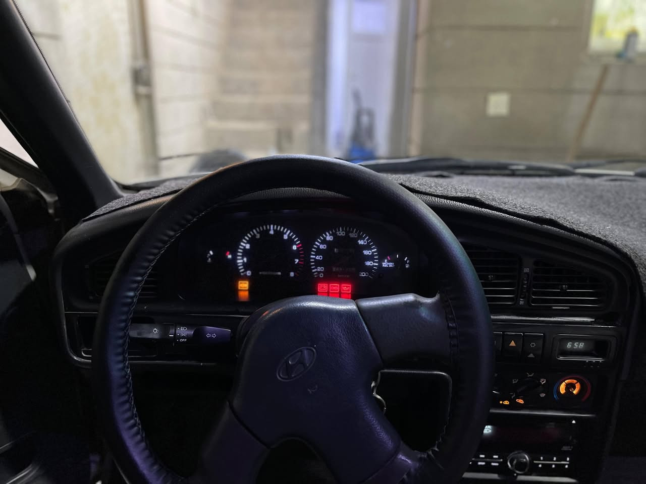 سلام عليكم
اةنترا مسطرة ١٩٩٢ محرك ١٥ قبغ اسود يعني غير مسكر  بي قطعتين  معجون  تبريد شغال ثلج  كير محرك مضبوط شرط تحويل مشروع وطني سنوية لحد ٢٠٢٧ شهر ٩  
سعر ٣٣ مجال 
***********
