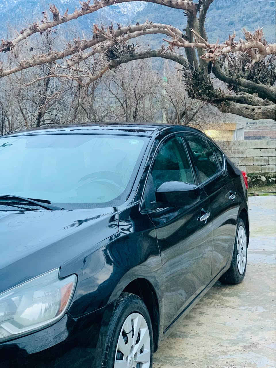 NiSSAN SENTRA
مۆدیل ٢٠١٧ sv

کوشن هیتەر - بەسمە - دەسک نیکڵ - سوکان ڤۆلیۆم - دوپارچەو نیو بۆیاغ
رەقەم سەنەوی نوی
گیرو مەکینە بەشەرت
ژ.م ***********
*********** سوران, أربيل
