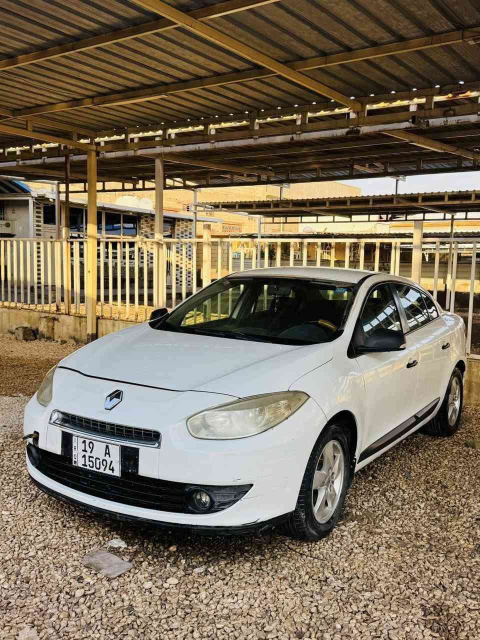 رينو فلونس ٢٠١٢ رقم كربلاء بأسمي  مكفولة سونار السعر ٦٥ سنوية مجدده لل٣٠ تبريد شغال مكينة وگير جدد مكاني بابل شارع ٦٠ للتواصل ***********
