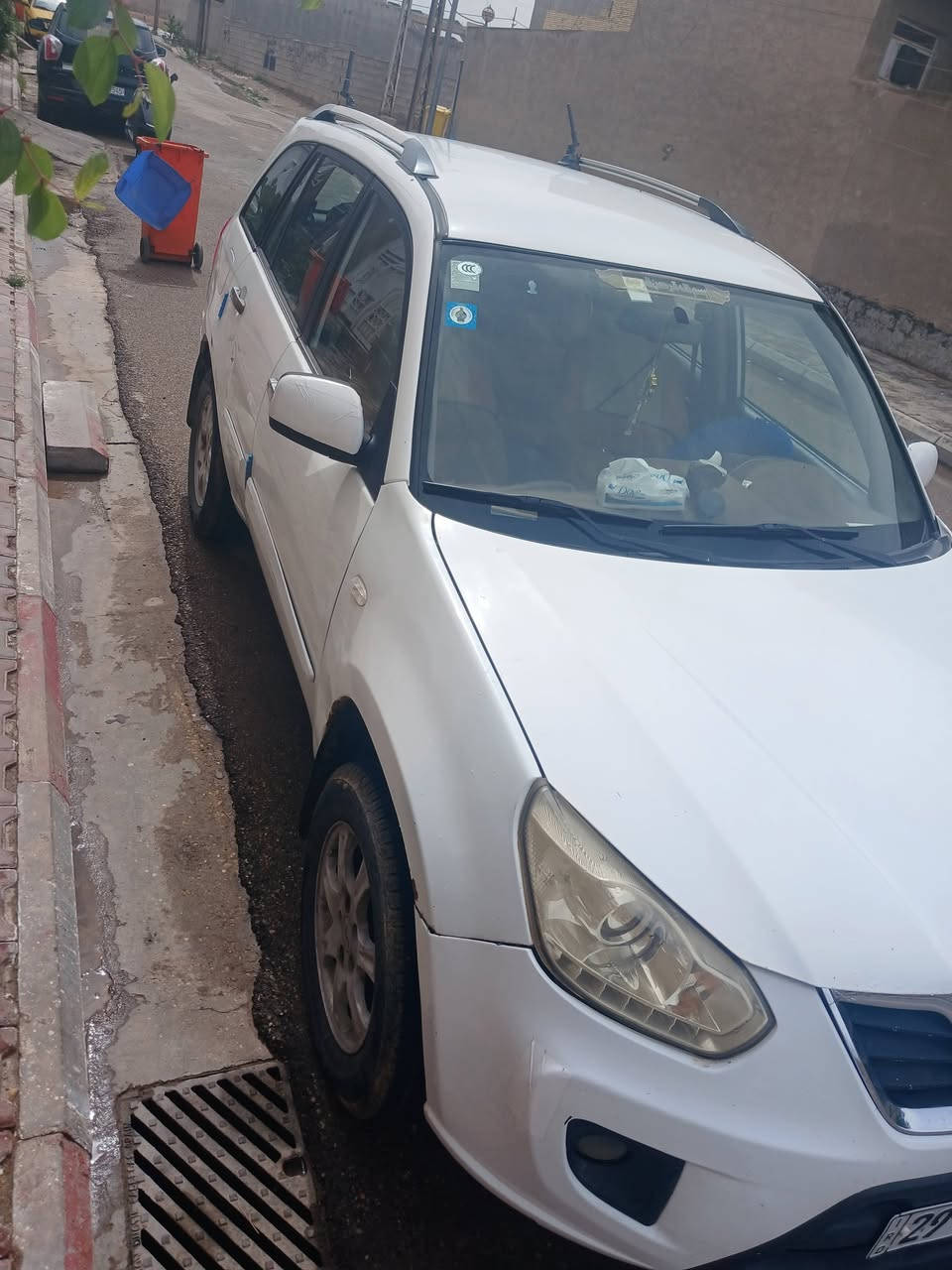 السلام عليكم
تيگو ٢٠١٤ رقم واسط بإسمي للبيع
سونار مرفق مع الصور 
السعر ٦٠وبيها مجال
مكاني بالكوت 
للإتصال والمراسلة واتساب 
***********
