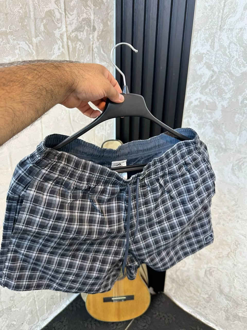 adidas 
شورت اديداس اصلي وكاله 
غير مستخدم 
اصدار حديث 
القياس M


**إذا كنت صاحب هذا الإعلان وتريد حذفه لأي سبب، رجاءا أرسل رسالة إلى الدعم الفني**