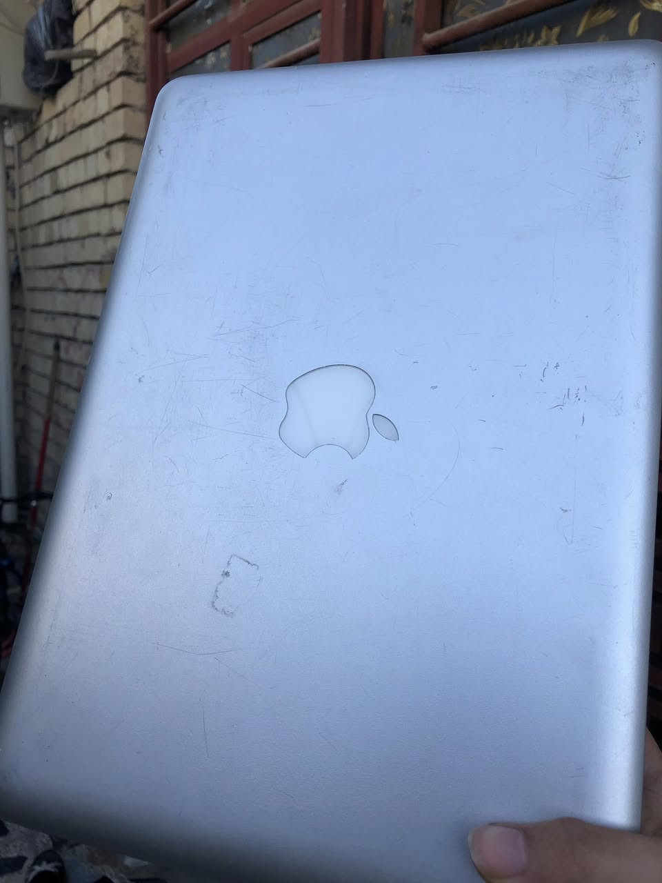 ماك بوك برو ٢٠١٢ رامات ٤ بدون هارد بدون شاحنه مشكلة ب البورد يحتاج تبديل وتشتغل طبيعي بدون مشاكل 80 الف وبيهه مجال بيع نظام فحم


**إذا كنت صاحب هذا الإعلان وتريد حذفه لأي سبب، رجاءا أرسل رسالة إلى الدعم الفني**