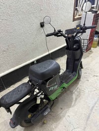 R9 كهربائية • 6 بطاريات • نضافة 85%