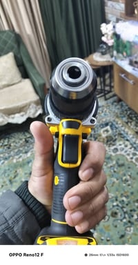 طوبة حديد • بدون بطارية • فارغة