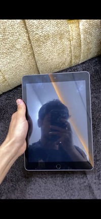 جديد ٣قطع ايفون ١-ايفون ١٢عادي  ذاكره ٦٤ تك سيم مستبدل شاشا فيس إيدي ش...