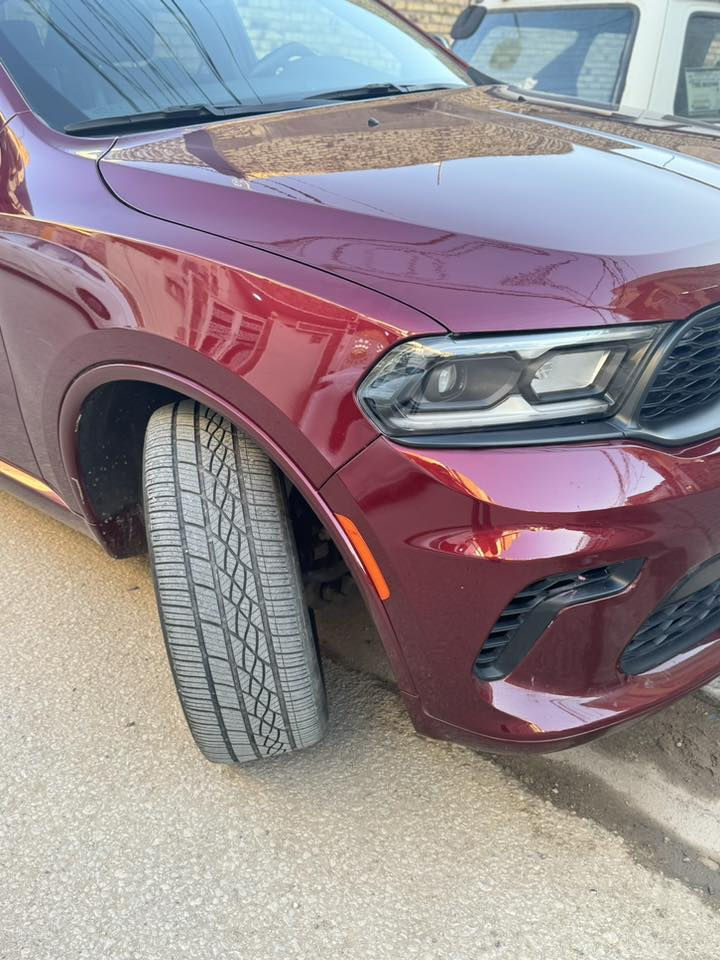 السلام عليكم ورحمة الله وبركاته
دورنكو جيتي بلاص فول موصفات 1/1 - 7 راكب موديل 2024

رقم بغداد شهداء گليين بيه بارد شبر واحد 

السعر 320 ترهم نقد او قصد 

مكان السيارة بغداد 

***********
