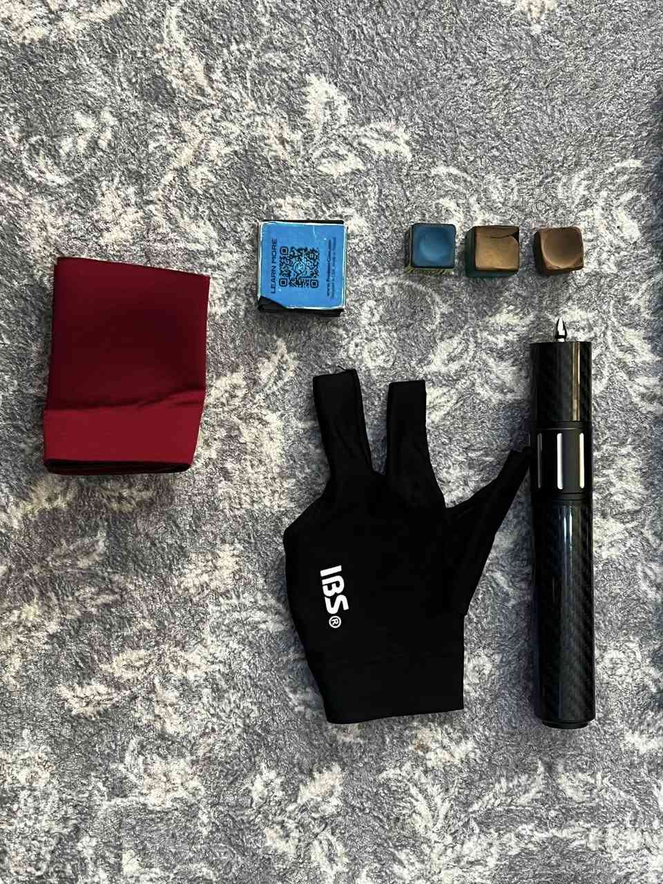 السلام عليكم جنطة كاملة عدا الصول متكونة من 
1.كيو من شركة (o'min) 
2.تب جديد بروديتر (M) 
 3.جمب من شركة برايدور  
4.اكستينشن 
5.غلوف
6. جوكات اصلية عدد 3
7.معقم و منضف
8.جنطة من شركة كريكال اصلية بالأضافة الى صول هولدر وياه

الكيو جديد الجمب جديد ماركة معروفة و مسجلة واغلب لاعبين النخبة يلعبون بيه صناعة تايوان رجاءً بدون كسر كلشي نضيف عالضمان مكفول من كلشي بدون اي نقص الي مهتم 
تواصل موجود على كل منصات 

+964 772 361 3742

او تواصل على الخاص
