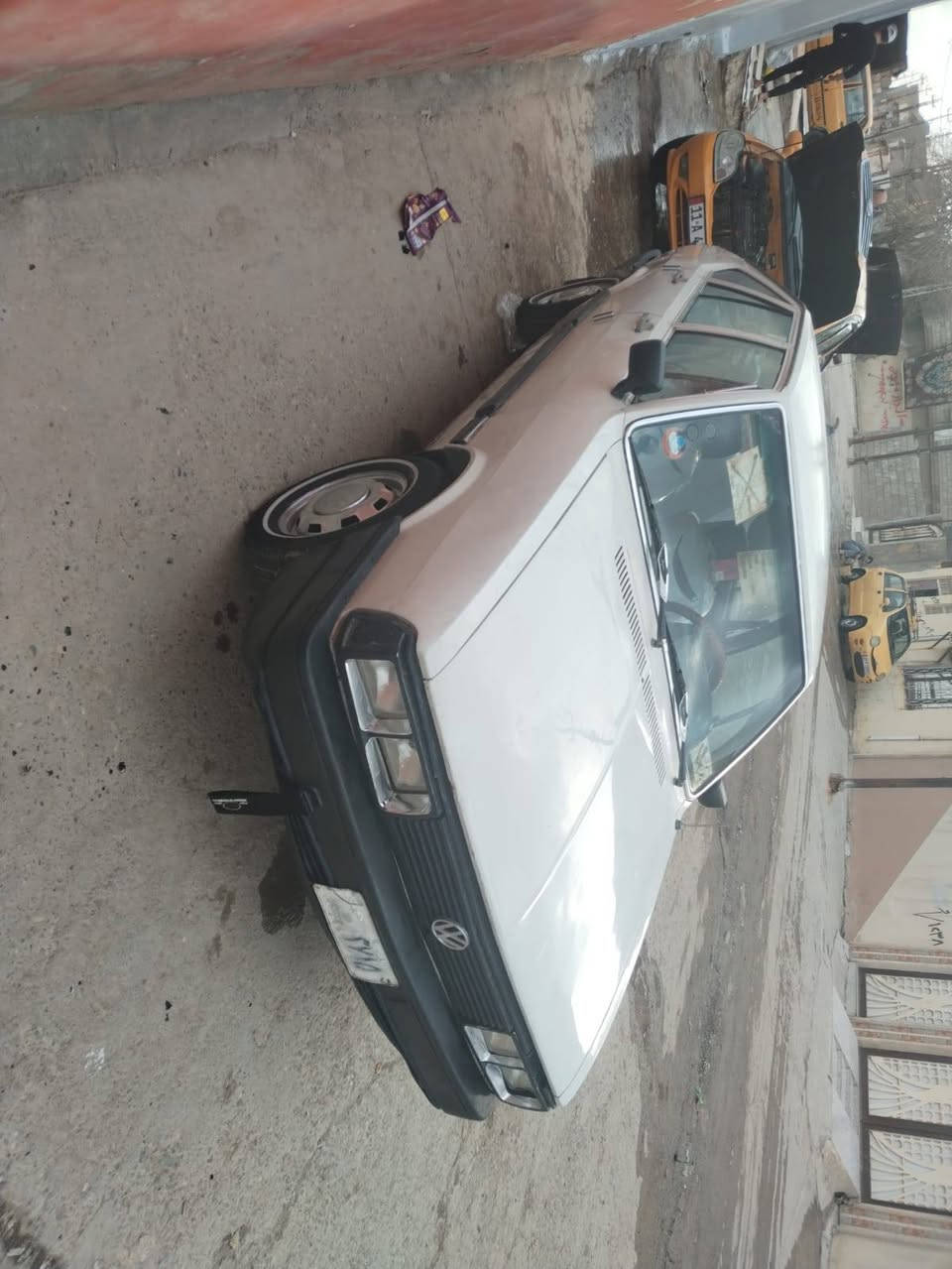 موصل حي البكر 
برازيلي 1982

محرك وكير جدد ١٨٠٠

٥ كير

داخلها دشبولها نضيف

كهربائيات نص ونص

صدرها نضيف 

تخم تاير

بطاين البوب موجوده  نضيفات  
 السعر 20
مكان موصل حي البكر للستفسار واتساب فقط ***********
