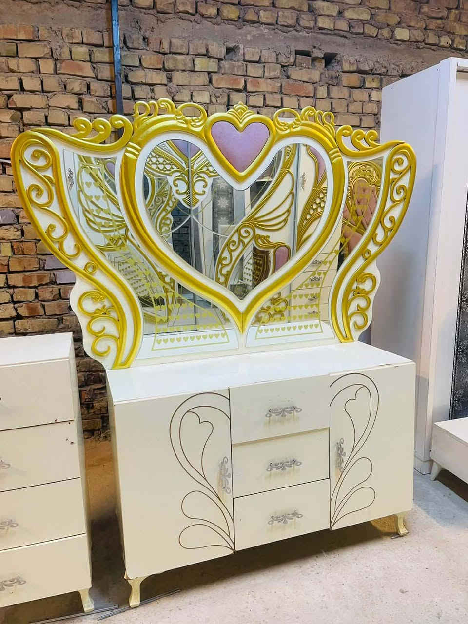 550


**إذا كنت صاحب هذا الإعلان وتريد حذفه لأي سبب، رجاءا أرسل رسالة إلى الدعم الفني**