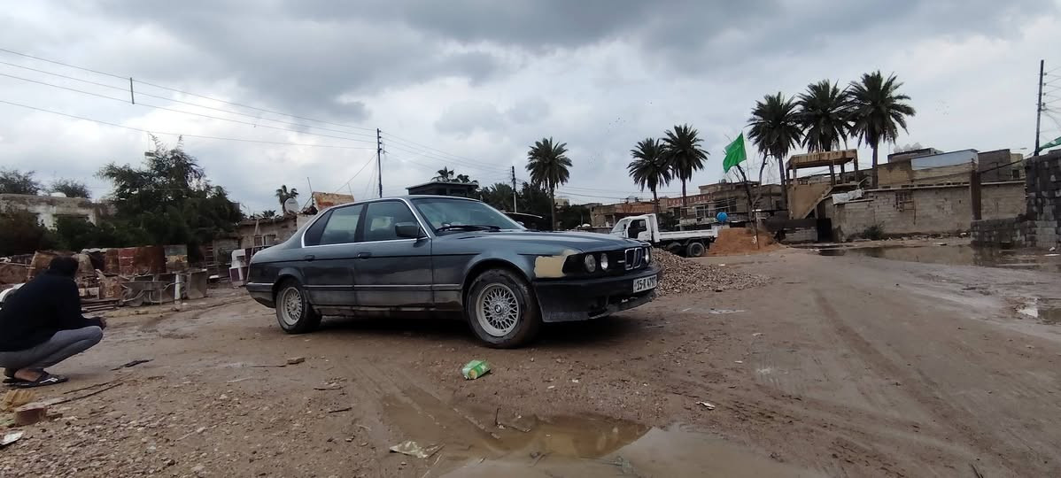 السلام عليكم  مويل 91 
سكن عالي ناصي زنون اسطاب لايت فدراليات ام الريمون 
اكزوز تيربو عالي ناصي ابو الريمون دوشماة جلد  تخم تايرات 
المكان بغداد الزعفرانية لستفسار اكثر اتصل ***********
