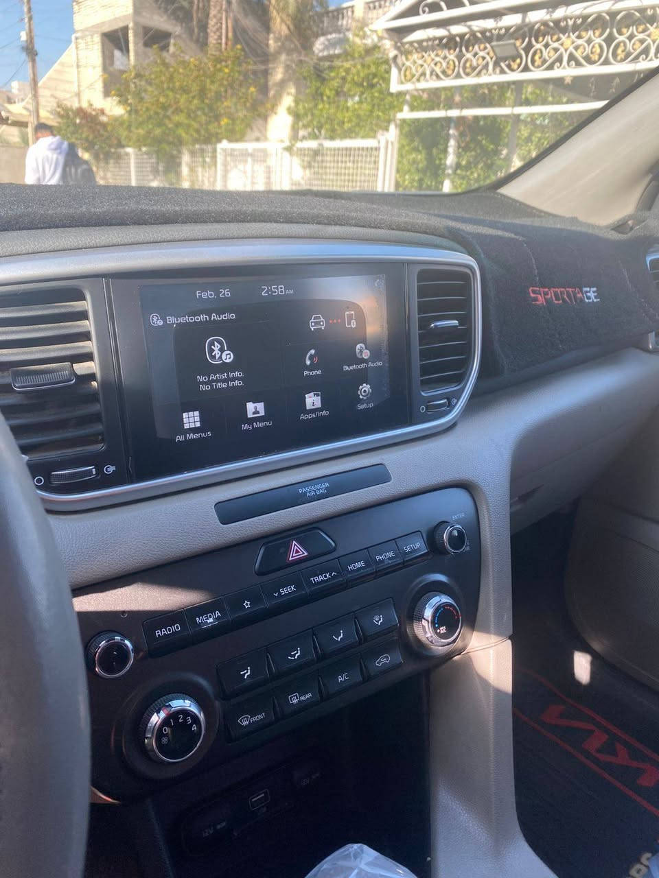 السلام عليكم مكلف بنشر
سبورتج 2020
ماشيه 50
الحادث صفحة السايق مصلحه ومصبوغه حزام
مكينه 2400
تبريد مكينه وكير مكفول تخم تاير وصدر مكفول
سنوية بأسمي شرط التحويل
شاشة أصلية
ودواخل نضيفه
تحكم ستيرن
مكان السيارة بغداد حي العامل السعر 148 وبيها مجال
رقم بغداد
رقم الهاتف *********** بي واتساب فقط
