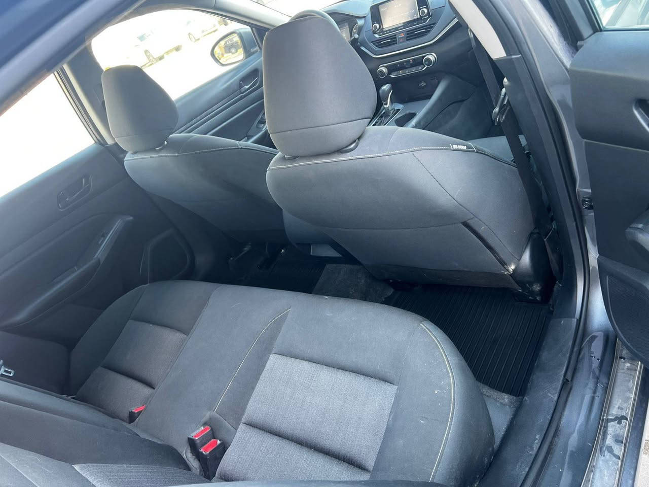 السلام عليكم 
نيسان التيما للبيع موديل 2023
قطعتين صيغ بدون دواخل إرباك ستيرن طاك مرجع سستم بيلادي بدون اي نقص بشرط ترقيم هزة وبراد جاهز 
مواصفات s 
تشغيل من بعد 
رادار امامي تحديد مسار شاشة كاميرة حساس جدا جدا نضيف سعر 140وبي مجال 
مكان سيارة كلار
***********
