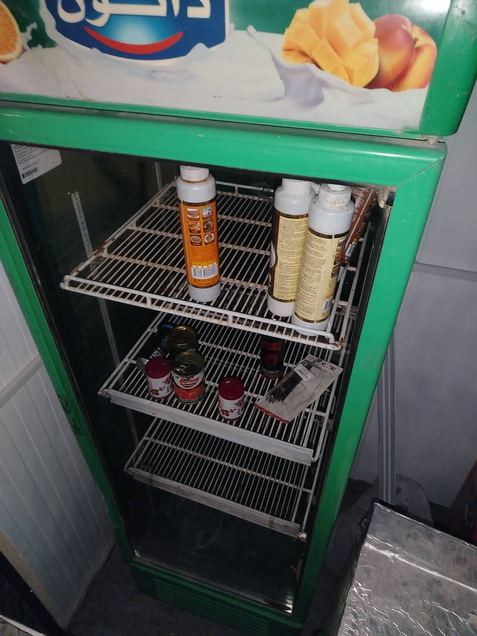 سلام عليكم براد تبريده مضبوط سعره 275 وبي مجال واتساب ***********
