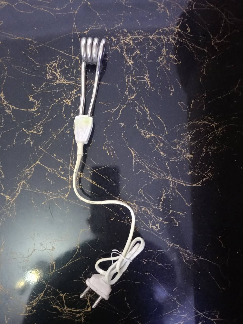 للبيع
ترمز اثري نضيف غير مستخدم بي قفل حالته ممتازه ب 10 الف قفل 

+

هيتر زمن ال ثمانينات شغال وغير مستخدم ب 5 الف 

للتواصل ***********
