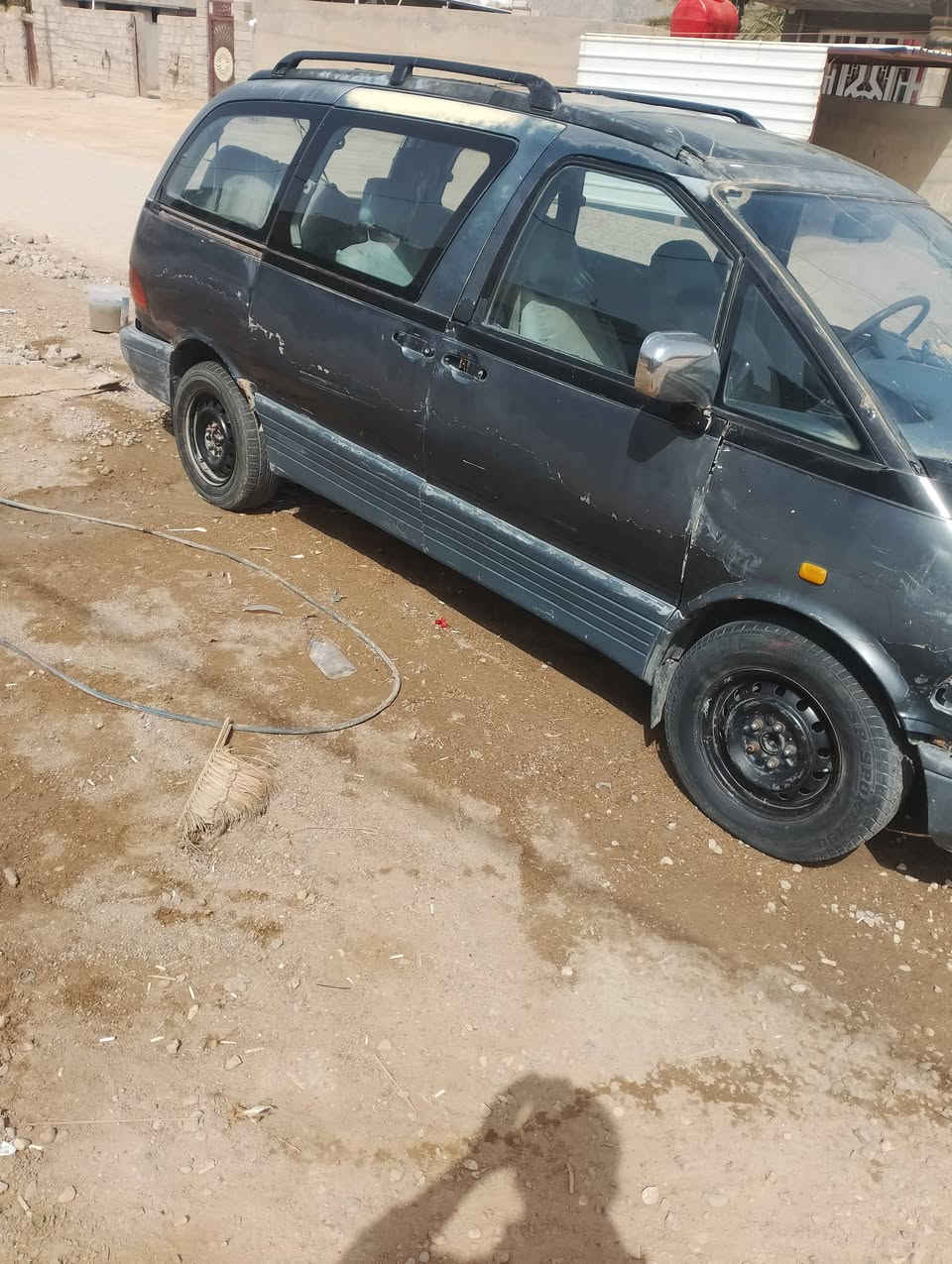 سياره اباجي موديل 1992 مكفوله محرك كير اكسن ***********
