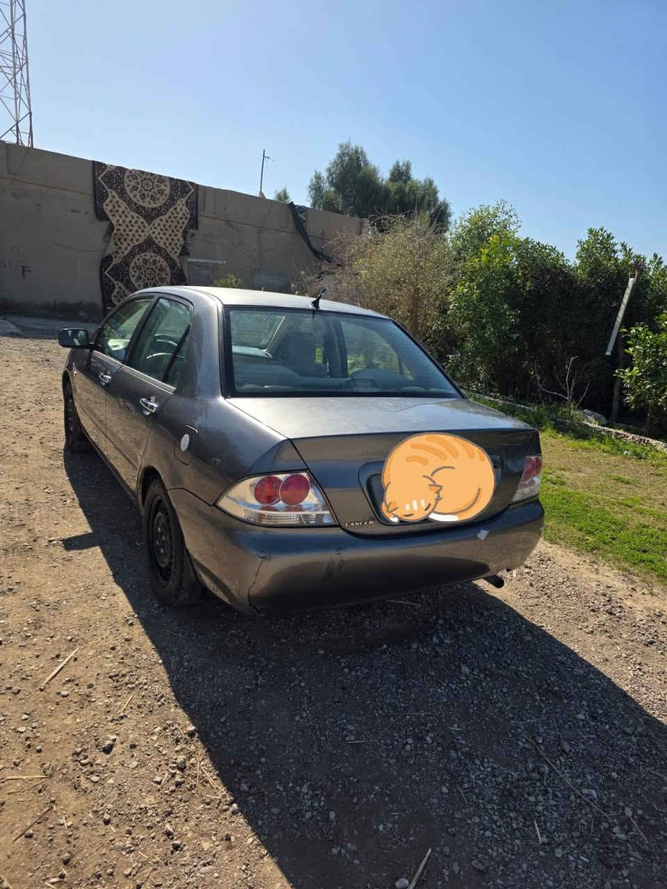 لانسر ياباني موديل 2010
سياره جديده 
مكينه جديده قبق اسود 
جاهزه تبريد شغال 
بيه جاملغ خلفي رشه فقط 
تحويل ثاني يوم 
السعر 75
الاتصال ***********
مكاني ديوانيه
