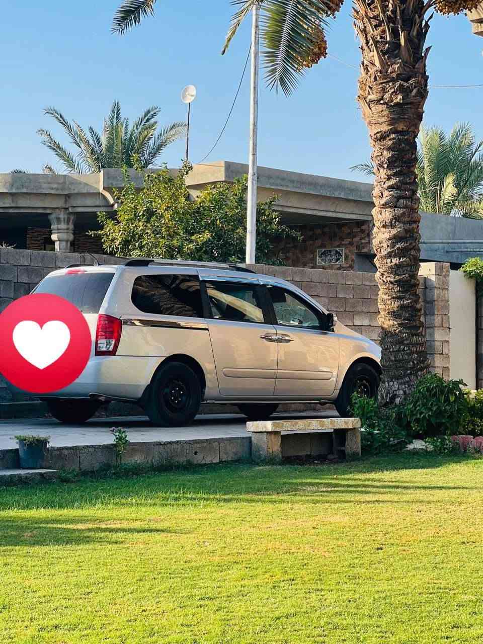 سيدانا ٢٠١٢ مكينه ٣٥٠٠ كير محرك شرط تبريد ثلج حداديه جديده سياره كلين بيه قطعه تبديل فقط جاملغ امامي بدون دواخل  السياره خير من الله  سعرها ١٥٥ بيها مجال ***********  اتصل او تدلل
