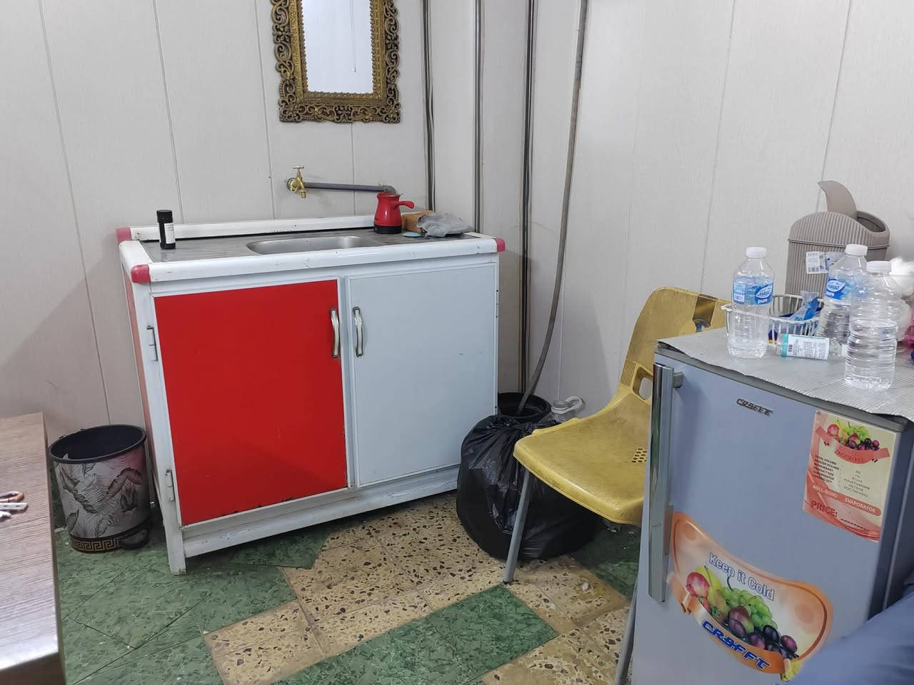 أغراض مختبر كاملة للبيع مع مكتب وكرسي وسدية


**إذا كنت صاحب هذا الإعلان وتريد حذفه لأي سبب، رجاءا أرسل رسالة إلى الدعم الفني**