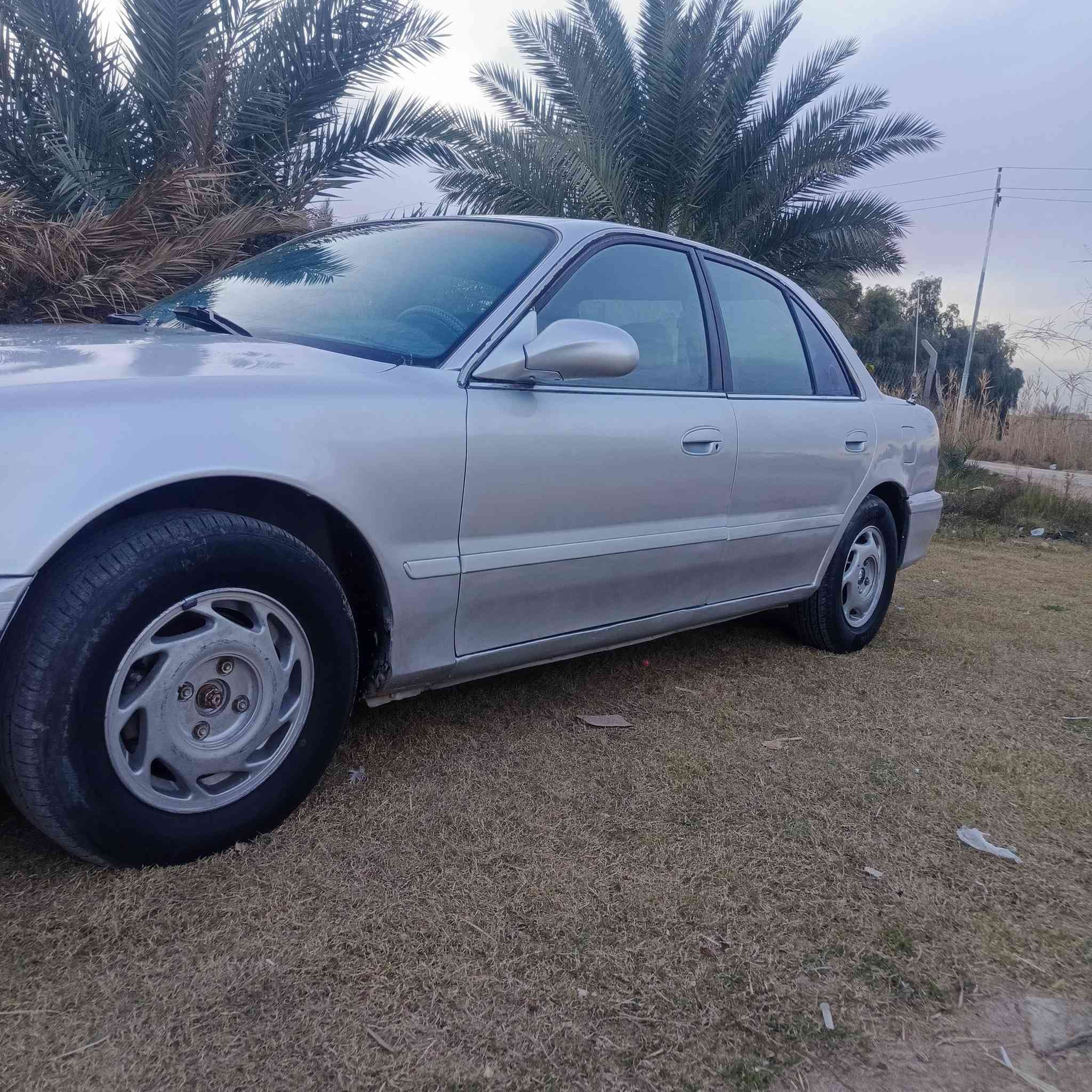 السلام عليكم للبيع سوناتا تو2 
سياره  مصبوغه عام جماليه فقط   مكفوله كير مكينه  كص  ضربه  
سياره داخله جديد   كهربائيات كلها شغاله بلاد مملعوب بيها ع شركه   ماشيه 260الف فقط سياره جديده بمعنى الكلمه   سياره بأسمي  سنويه 28 /السعر 48وبيها مجال بسيط  مكاني الحله /للاستفسار /***********
