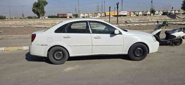 يالله 
السلام عليكم سيارة اوبترا موديل 2011 حلو ومرتبه مكفوله من الصبغ قطرت صبغ مابيها والحداديه ماعد صدرها وبيها شخوط قليله  ويرادلها ترتيبات رقمها واسط الماني والتحويل ثاني يوم السعر 75 وبيها مجال 
ملاحظه/ مكلف بالنشر الاستفسار الاتصال على الرقم ***********
