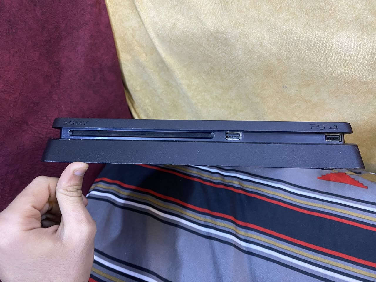 بلي فور سلم نص تيرا  اونلاين نضافة 95% ويا حساب عربي بي بيس 2026ومكتبة 90 لعبة جاهزات لتنزيل ويا يدات 2 سعر 275 مكان بغداد ***********
