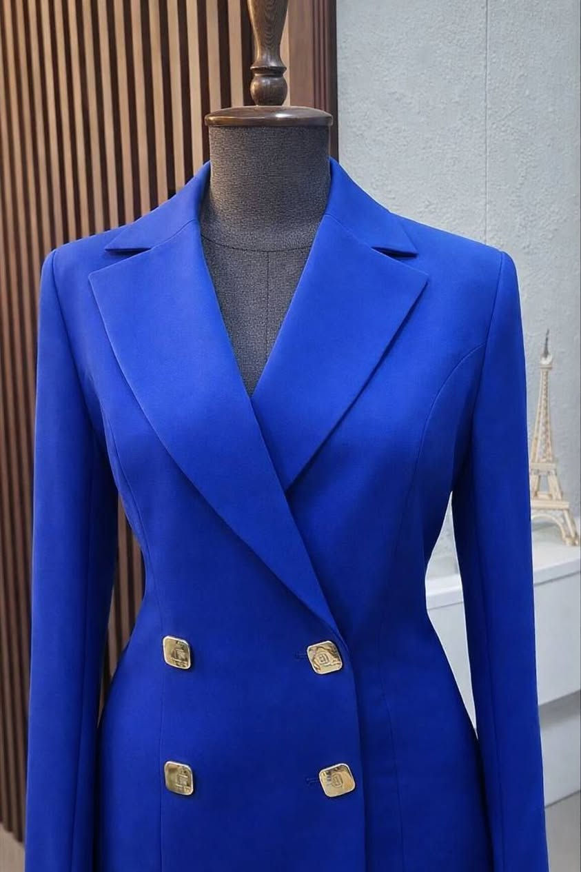 نقدم لكم جبة لموسم العيد 
نوع القماش روزلين ايطالي 
الجبة مبطنة  
الالوان كما موضح اعلاه تماما 
دكمة مخفيه لتثبيت الياخه الداخليه
الطول 145 
القياسات 42/44/46/48/50/52
#فحص_الطلب_قبل_الدفع_بوجود_المندوب
#يتوفرتوصيل_لجميع_محافظات_العراق


**إذا كنت صاحب هذا الإعلان وتريد حذفه لأي سبب، رجاءا أرسل رسالة إلى الدعم الفني**