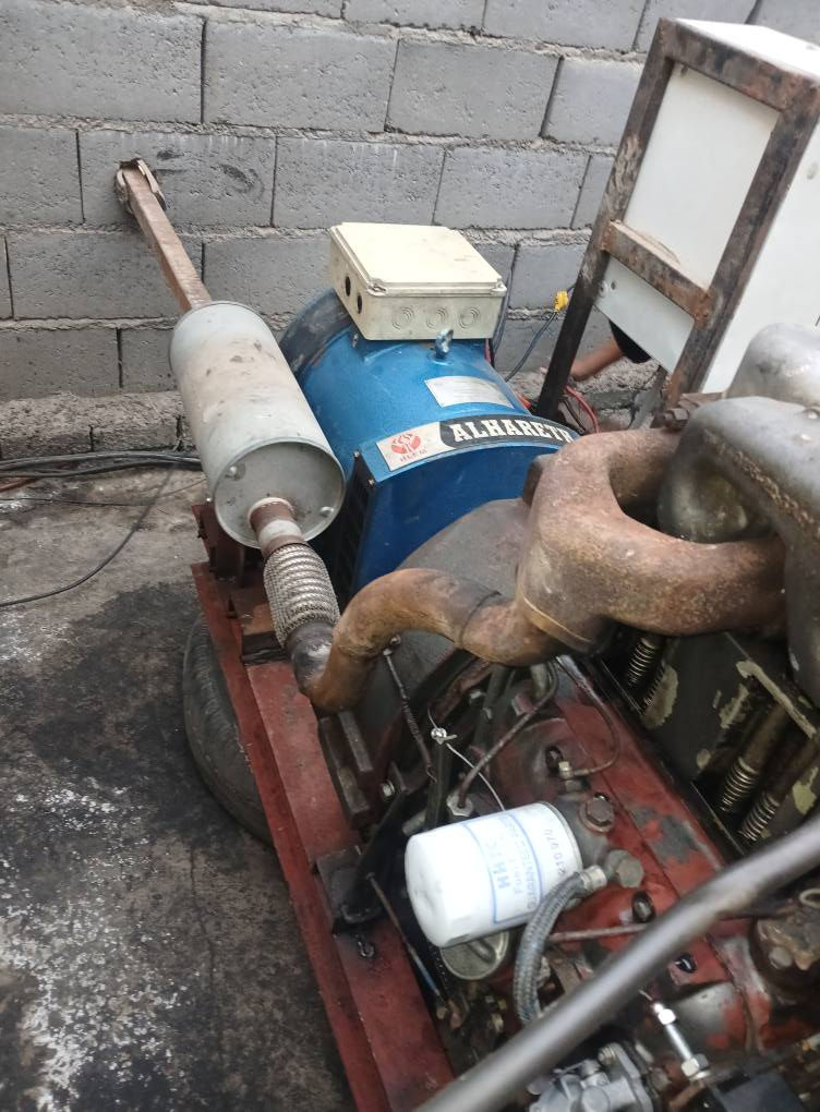 سلام عليكم
للبيع مولد دويز ٢ مستم حجم ٩١٢ الماني المحرك مامفتوح  مشتري على ايدي راس توليد ١٠ كيفي ماخذها من شركة الحارث ملف نحاس 

المولد جاهز من كلشي  تشغل واطفاء اوتو 

باتري جديد خزان كاز سعة ٥٠٠ لتر 

المكان الفلوجه  حي الجامعة  السعر ١٨$ وبي مجال 

***********
