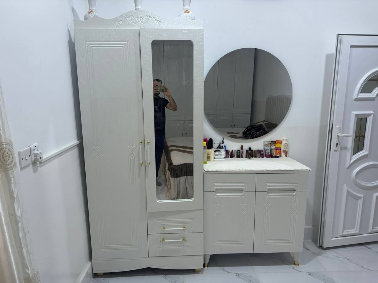 ✨ موبيليات #جيهان ✨
🌙 تخفيضات وعروض مميزة 🌙

🇹🇷 كنتور دستور سليمانية تركي 🇹🇷
📏 متوفر بجميع الأحجام والقياسات حسب الطلب

📍 موقعنـا:
طوز – الشارع العام – بصف العلوة الجديدة – مقابل حي العصرية

🚚 التوصيل:
✅ داخل طوز مجاناً
✅ كركوك 25 ألف
✅ تكريت 50 ألف

📞 للاستفسار والطلب:
***********

📍 موقعنا على الخريطة:
Google Maps

💥 أسعار مناسبة – جودة عالية – نقداً وتقسيط �
