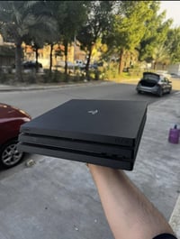 بلي 4 برو واحد تيرا غير مفتوح وياه جوستكين اصليات + قرصين نظام 13.04 ج...