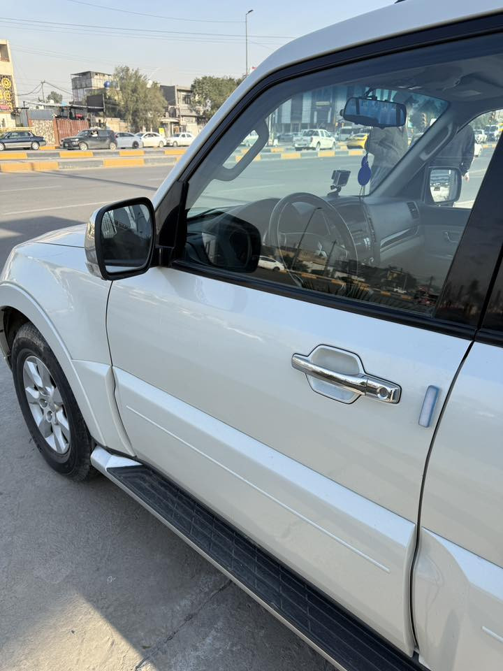 زيرو🚨زيرو🚨
تحية طيبة لجميع اعضاء الكروب 

باجيرو ٢٠١٠ خليجي مكفول كفالة عام السيارة زيرو مخزونة ماشية فقط (٩ الاف )فول موصفات بنورما  اشاير بالمري ثلاث قطع تبريد مكينة ٣٥٠٠ لايت زينون بلاد مقاعد السايق والصدر تحكم كهرباء ٧ راكب السيارة وباقي المواصفات المعروفة

نرجع ونكول السيارة زيرو ومخزونة وسعر يختلف عن السوك ورجاء اخوي الي مو شراي لا يتصل السعر  :210 او .واحد وعشرين الف دولار  تريد تتصل او علا الواتس اب ممتواجد فيس رقم تليفون ***********
