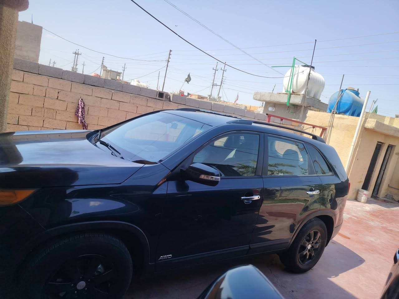 سلام عليكم سيرانتو البيع موديل ١٣وارد أمريكي ضررها بنيد وشويه بل جاملغ الخلفي وباقي كفاله عامه مكينه وكير  وصدر وحداديه الاستفسار تصل اني مكلف بل نشر ***********

