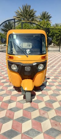 تكتك للبيع موديل 20 تكتك كامله كلشي ما بيها احلى من الصوره مكاني بغداد...