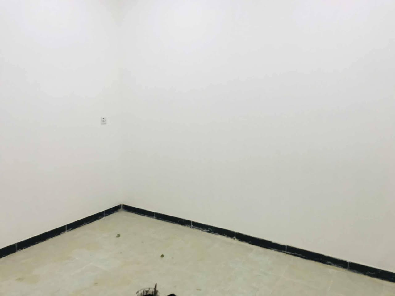 بيت للبيع 100.م الموقع حي الاسرء حسينية بنت الحسن
***********
