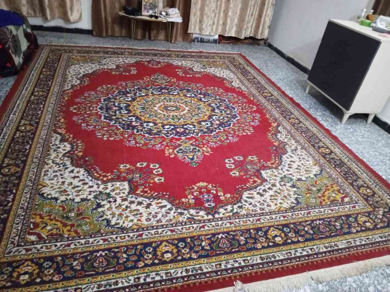 #غراض_للبيع📌👇🏻
تخم تسكام عراقي (٦) مقاعد مع الكوشات + براد حار وبارد ويا بطلين فارغات + زولية قياس ٣ في ٤ مثل الصور👍🏻
العنوان #بغداد_الزعفرانية_يم_عمارات_سعيدة📍
للمزيد مراسلتي✅


**إذا كنت صاحب هذا الإعلان وتريد حذفه لأي سبب، رجاءا أرسل رسالة إلى الدعم الفني**