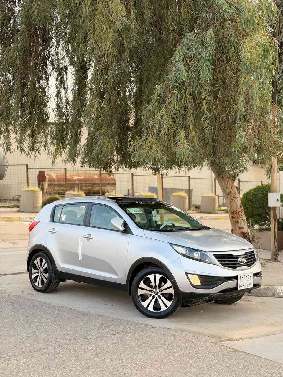 سبورتج 2012 خليجي للبيع، كفاله من الصبغ حته الدعاميات كفاله
كير ومكينه برغي مامفتوح كفاله، رقم شمالي، سنويه جديده لحد 2028

ماشيه 130 الف، بانوراما، ويل كروم، جلد، تحكم ستيرن، لدات اماميه وبولجكتر، كامره خلفيه، داخل لونين، سايد بريك بالرجل، تايرات جديده وصدر كامل جديد، السياره جاهزه وأنظف من الصور

السعر 137 وبيه مجال بسيط

اخوان رجاءاً بالتلفون ماتعامل شوف السياره ونظافتها وكلبهه واقتنع ودلل

المكان بغداد الدوره

***********
